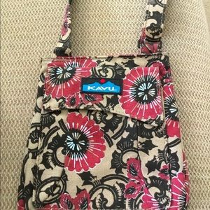 🌹N E W🌹KAVU crossbody purse (nwot)